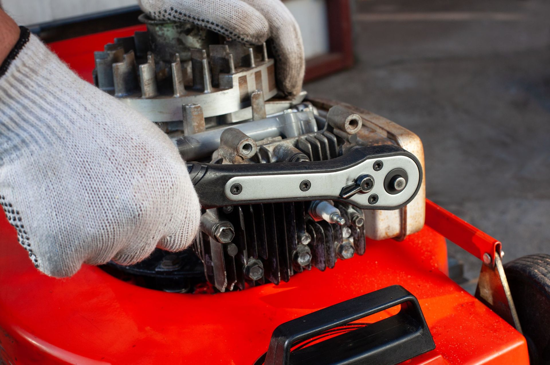 T&C Discount Small Engine Repair | Grangerland, TX